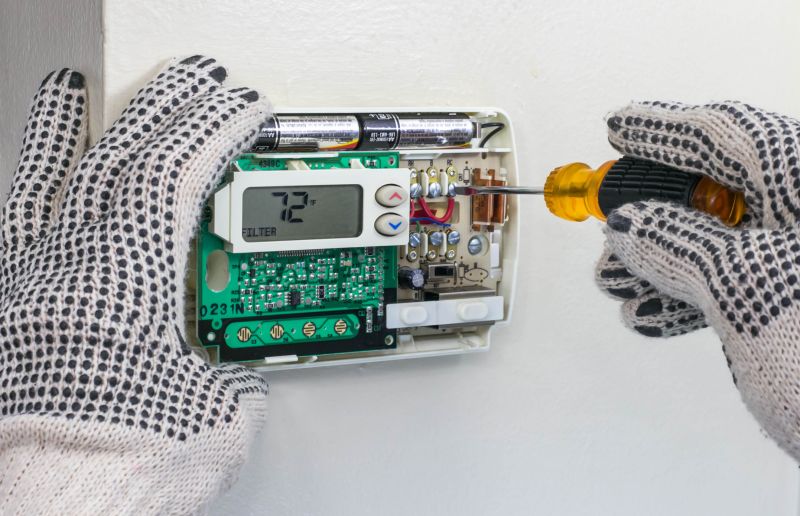 Commercial Thermostat Repair detail